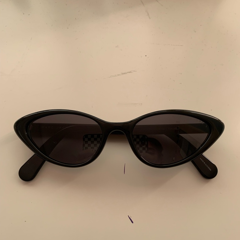 marc jacobs cat eye sunglasses